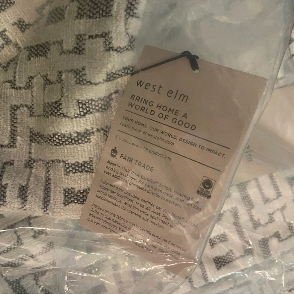 MUST GO! 2 Allover Crosshatch Jacquard Velvet Pillow Cover, 24
